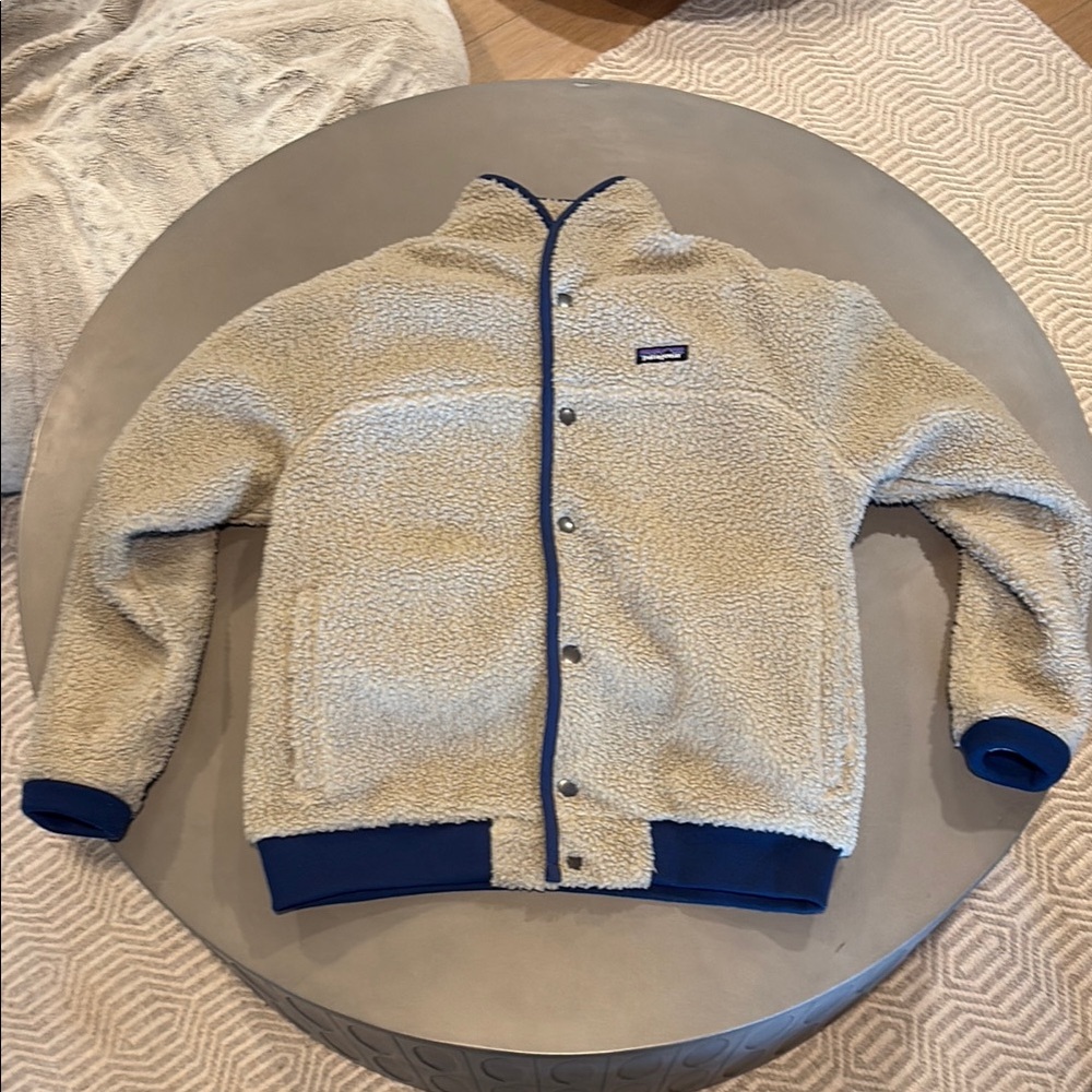 Patagonia Tan Fleece Jacket with Navy Accents. Rare Find.